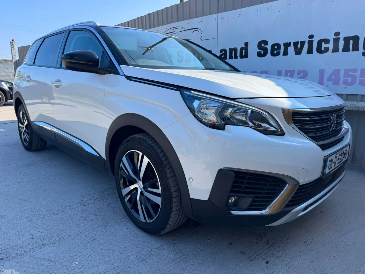 Peugeot 5008 MPV, Diesel, 2019, White