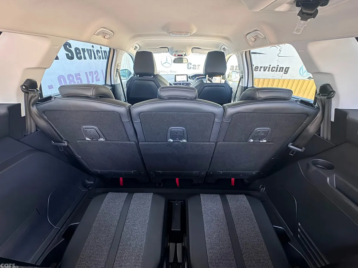 Peugeot 5008 MPV, Diesel, 2019, White