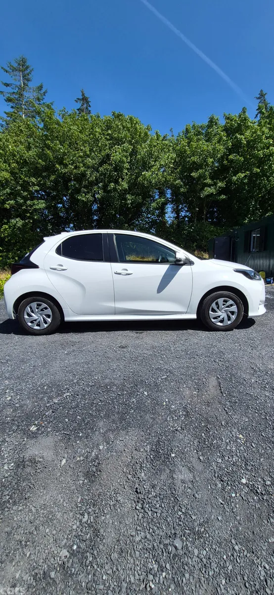 Toyota Yaris Hatchback, Petrol, 2021, White