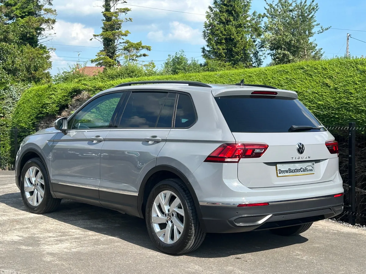 Volkswagen Tiguan SUV, Petrol, 2021, Grey