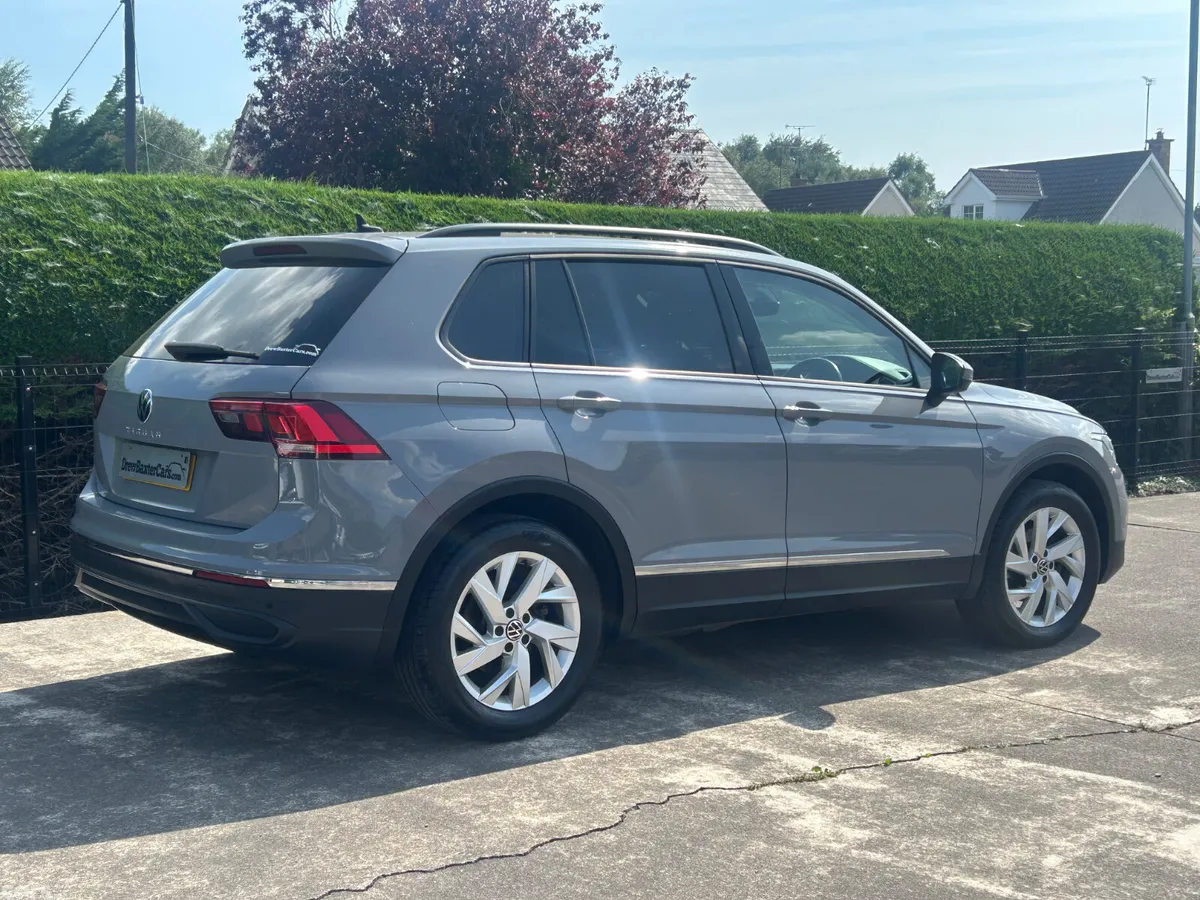 Volkswagen Tiguan SUV, Petrol, 2021, Grey
