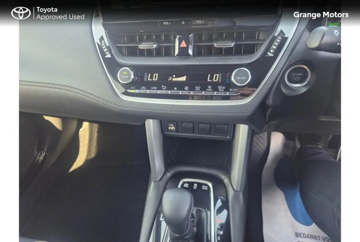 Toyota Corolla Cross Hatchback, Petrol Hybrid, 2023, Black