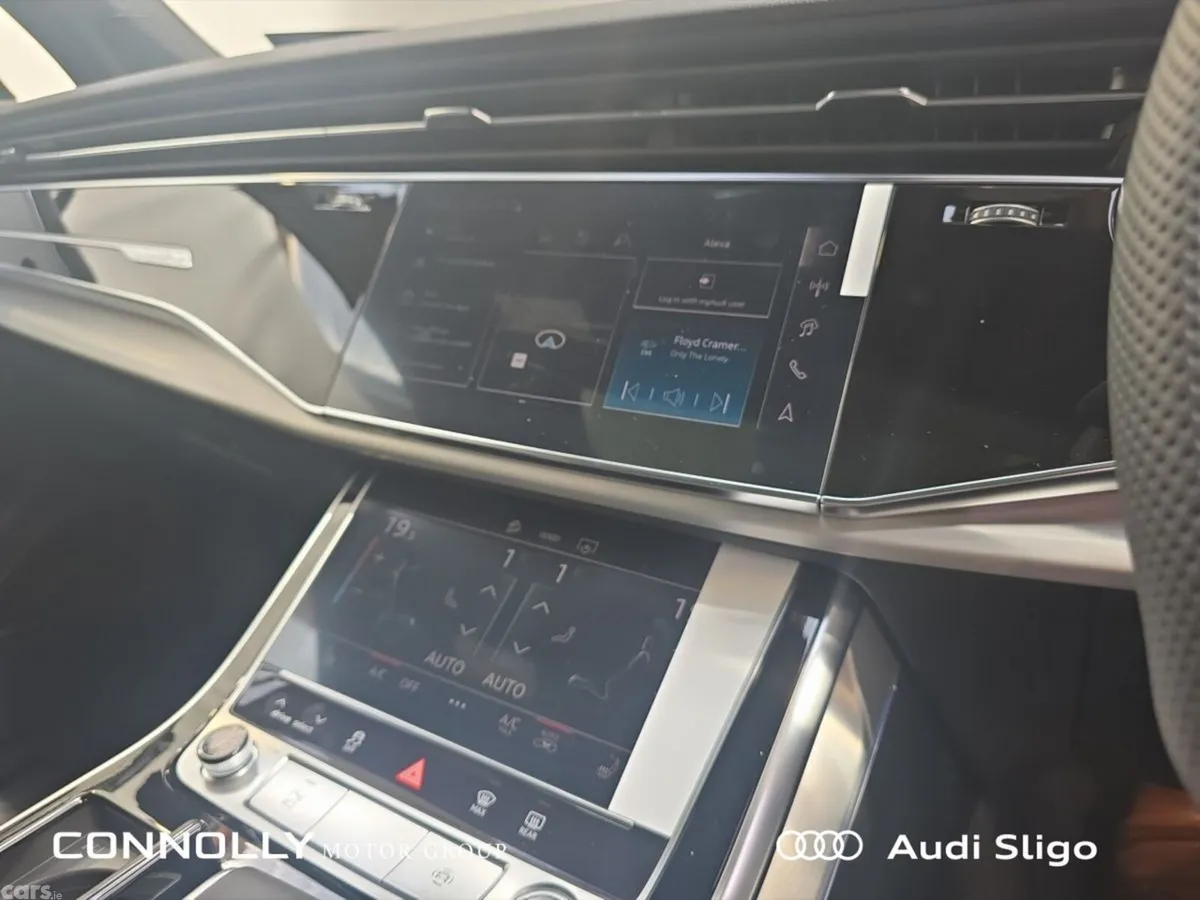 Audi Q7 SUV, Petrol Plug-in Hybrid, 2026, White