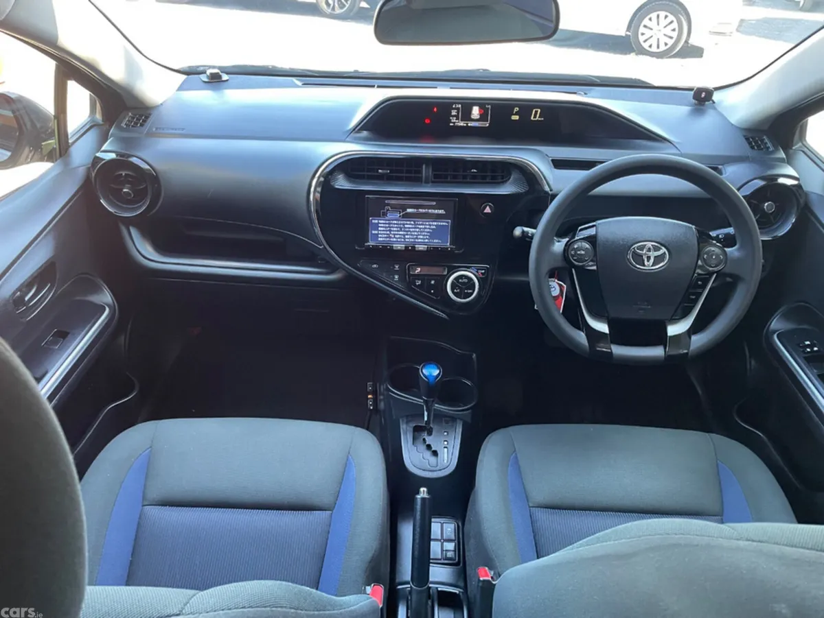 Toyota Aqua Hatchback, Petrol Hybrid, 2021, Silver