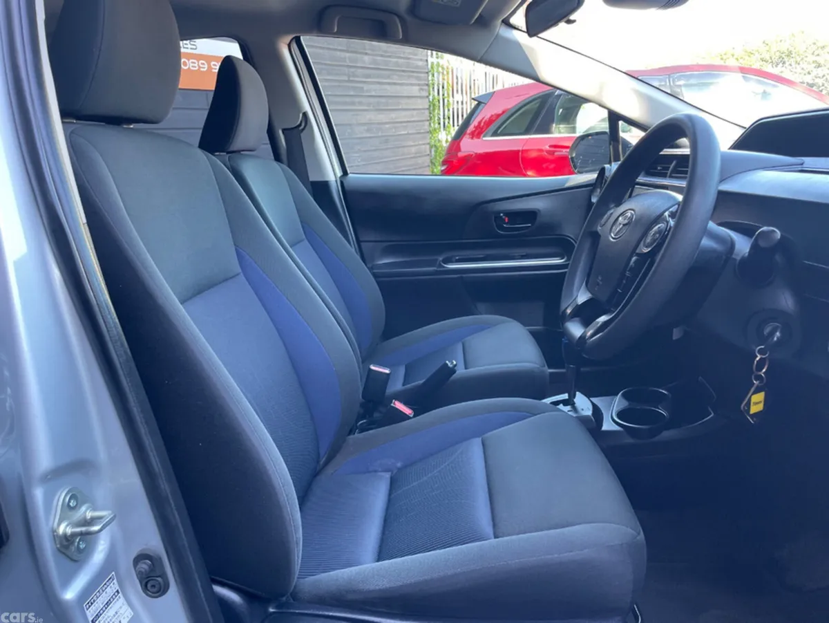 Toyota Aqua Hatchback, Petrol Hybrid, 2021, Silver