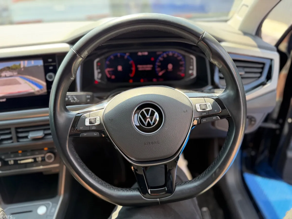 Volkswagen Polo Hatchback, Petrol, 2021, Black