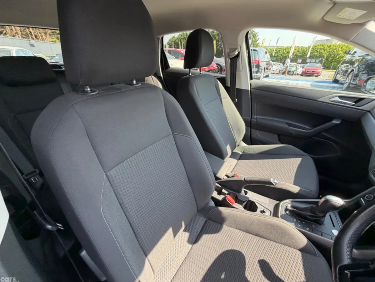Volkswagen Polo Hatchback, Petrol, 2021, Black