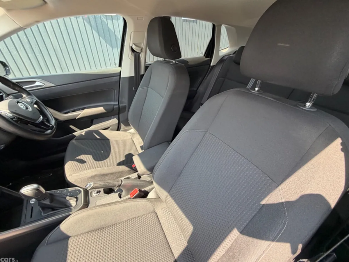 Volkswagen Polo Hatchback, Petrol, 2021, Black