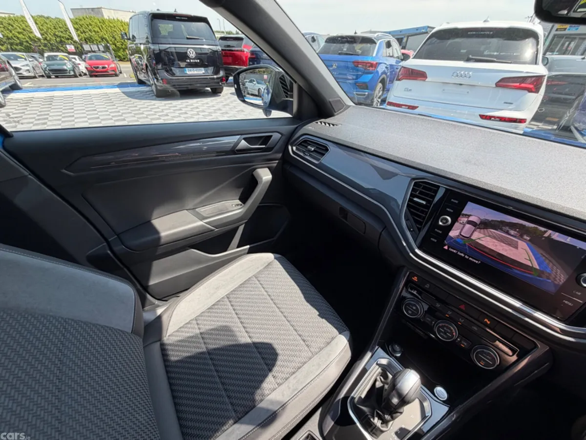 Volkswagen T-Roc SUV, Diesel, 2021, Blue