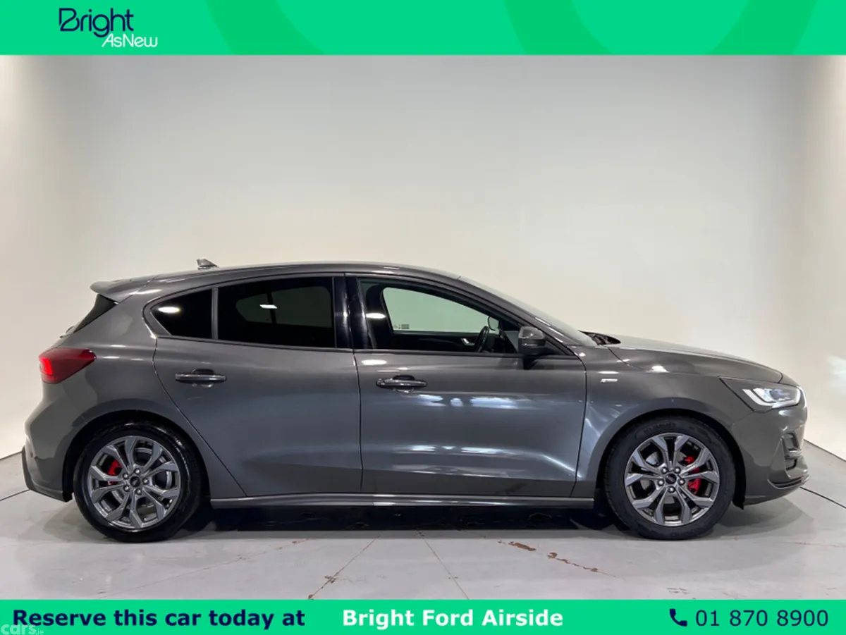 Ford Focus Hatchback, Petrol Hybrid, 2025, Grey