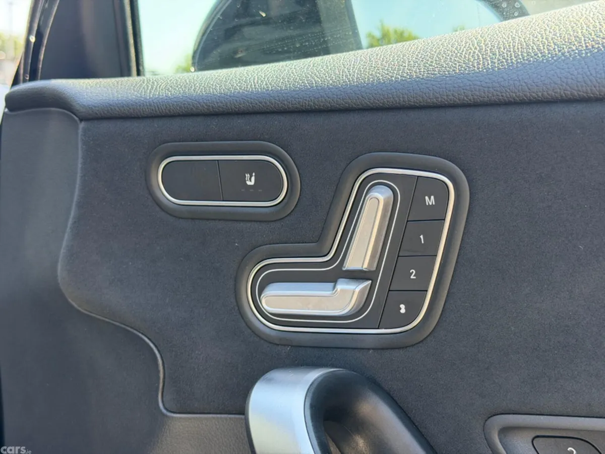 Mercedes-Benz A-Class Hatchback, Petrol, 2018, Black