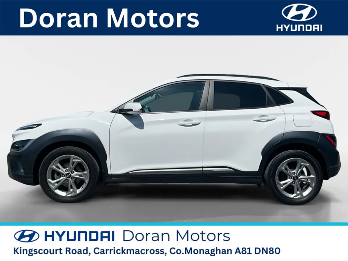 Hyundai KONA MPV, Petrol, 2023, White