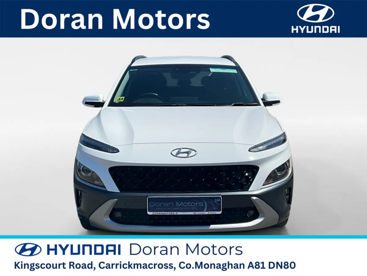 Hyundai KONA MPV, Petrol, 2023, White