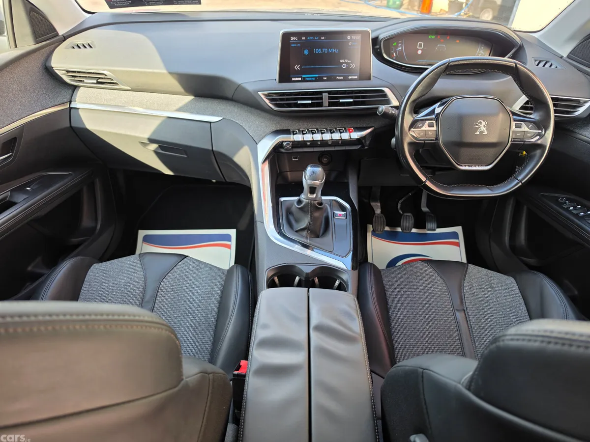 Peugeot 5008 MPV, Diesel, 2018, Grey