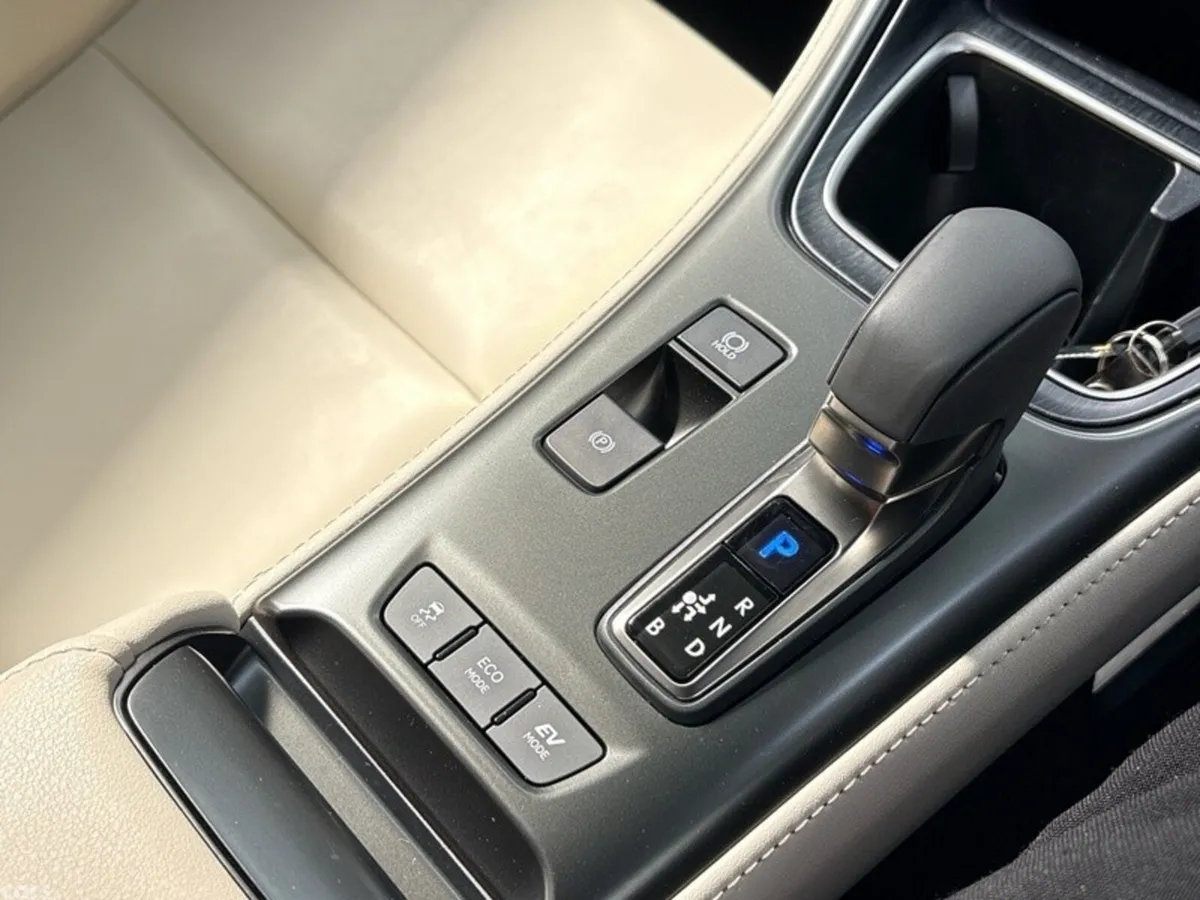 Lexus LBX SUV, Petrol Hybrid, 2026, Blue