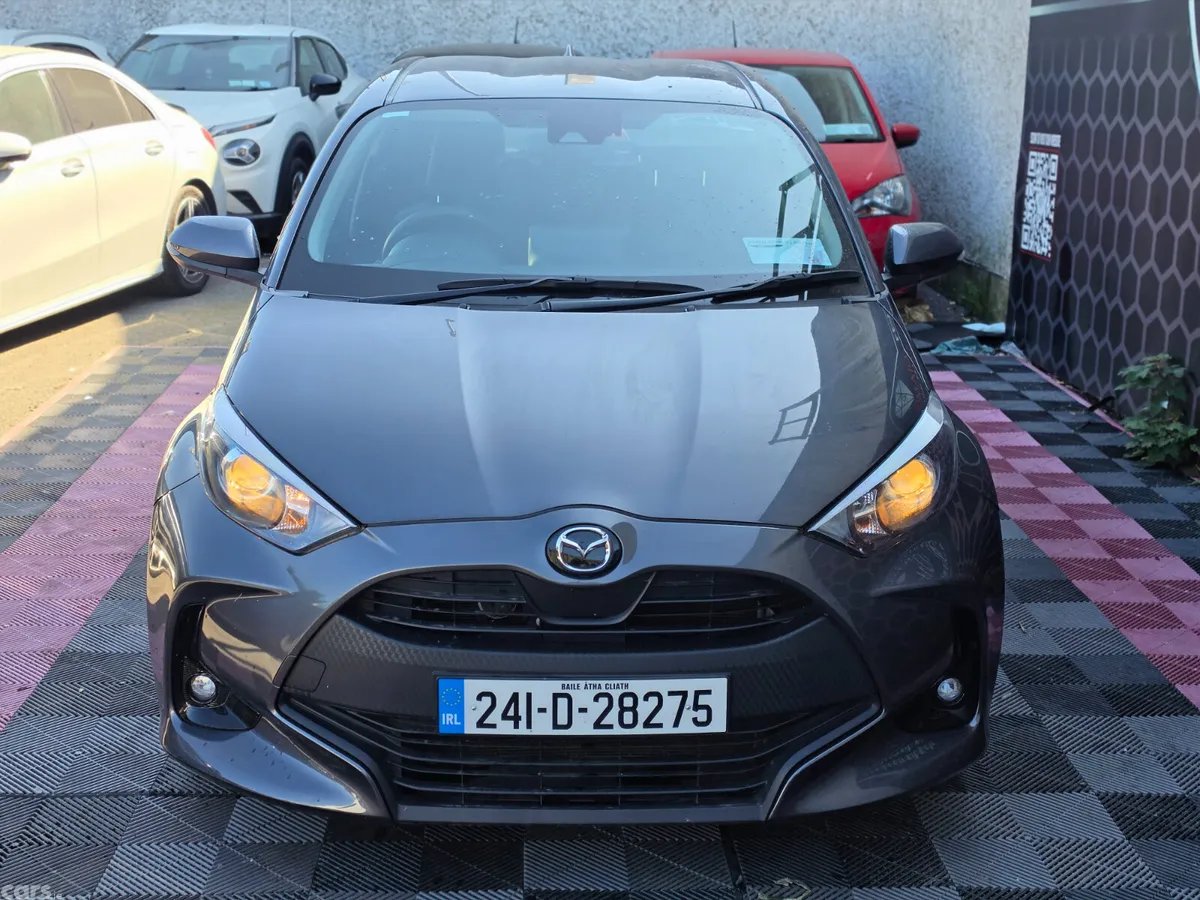 Toyota Yaris Hatchback, Petrol Hybrid, 2024, Grey