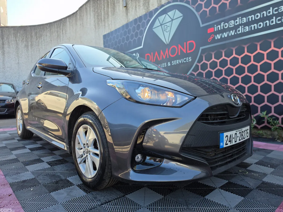 Toyota Yaris Hatchback, Petrol Hybrid, 2024, Grey