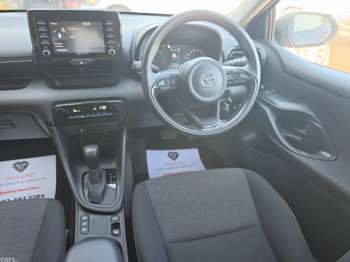 Toyota Yaris Hatchback, Petrol Hybrid, 2024, Grey
