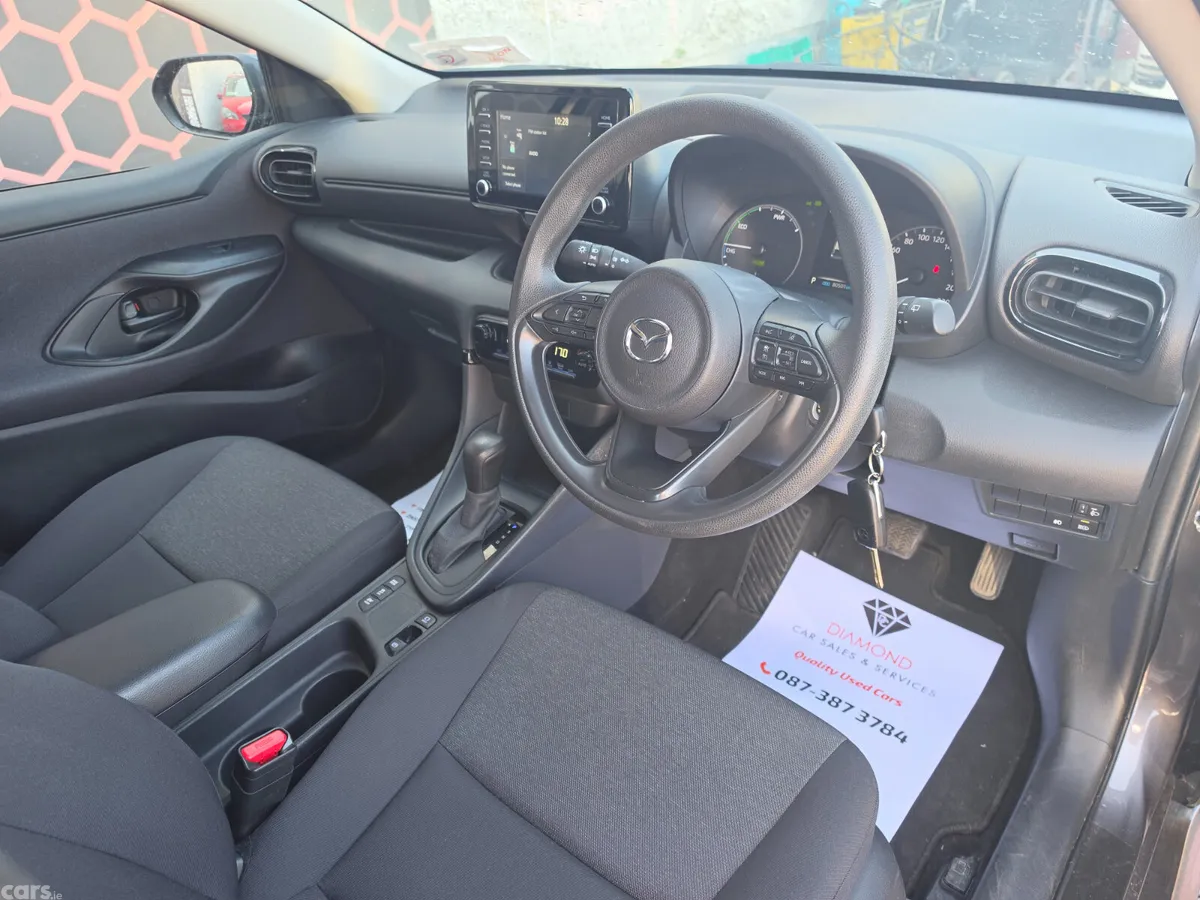 Toyota Yaris Hatchback, Petrol Hybrid, 2024, Grey