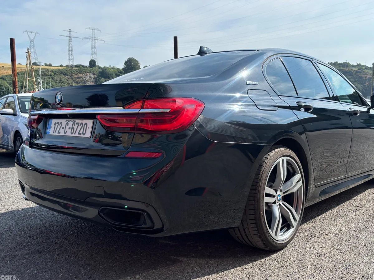 BMW 7-Series Saloon, Petrol Plug-in Hybrid, 2017, Black