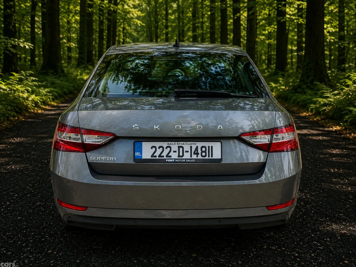 Skoda Superb Saloon, Diesel, 2022, Grey
