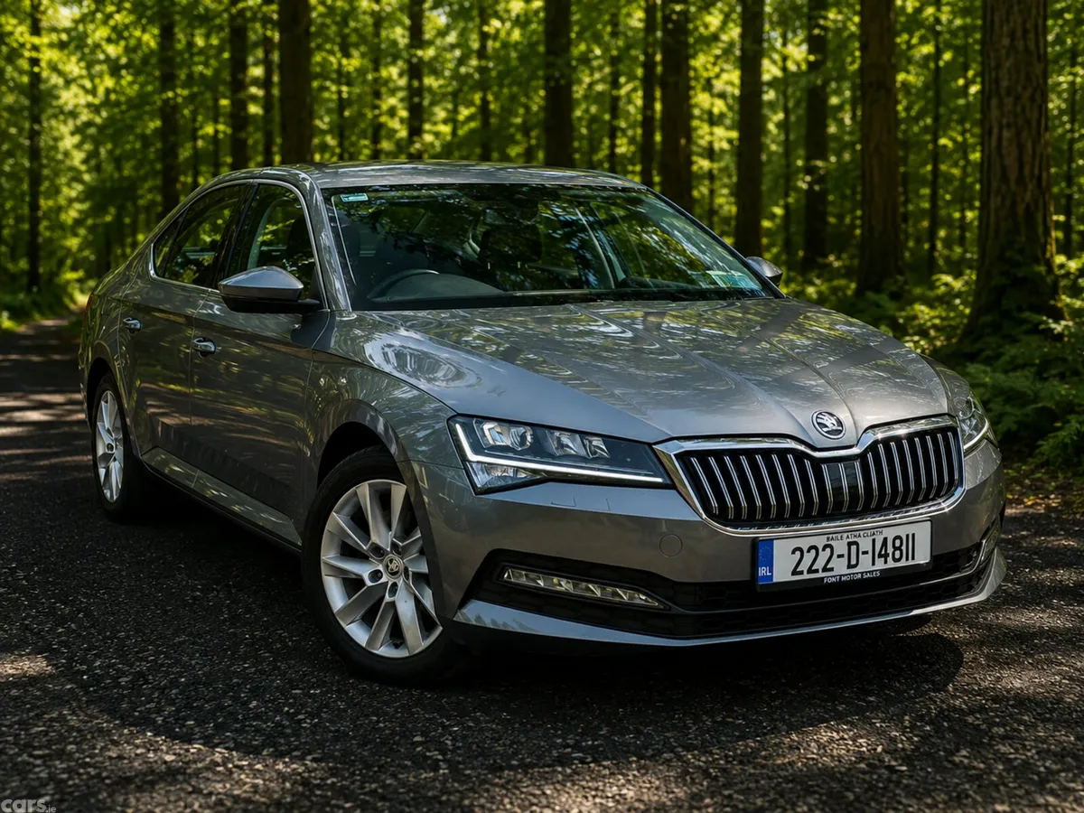 Skoda Superb Saloon, Diesel, 2022, Grey