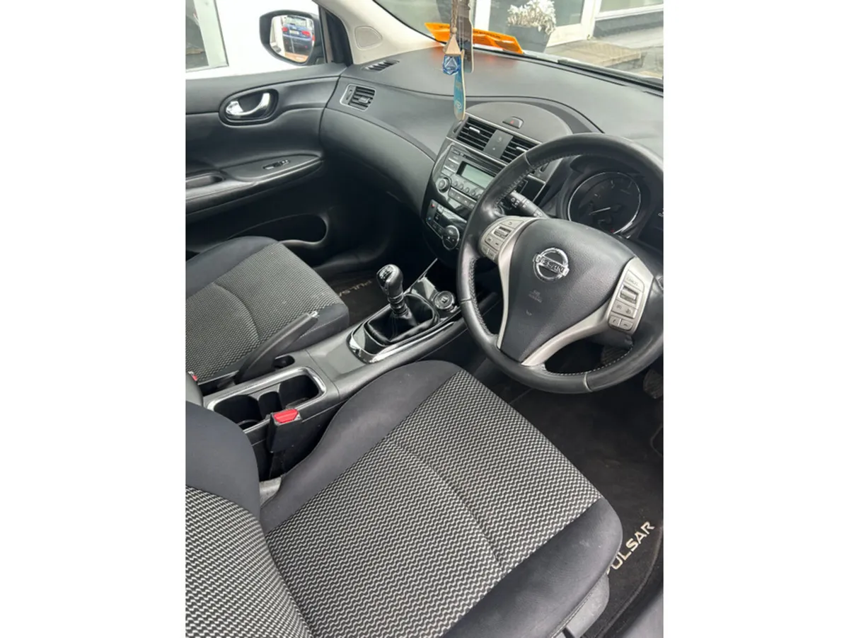 Nissan Pulsar Hatchback, Diesel, 2016, Silver