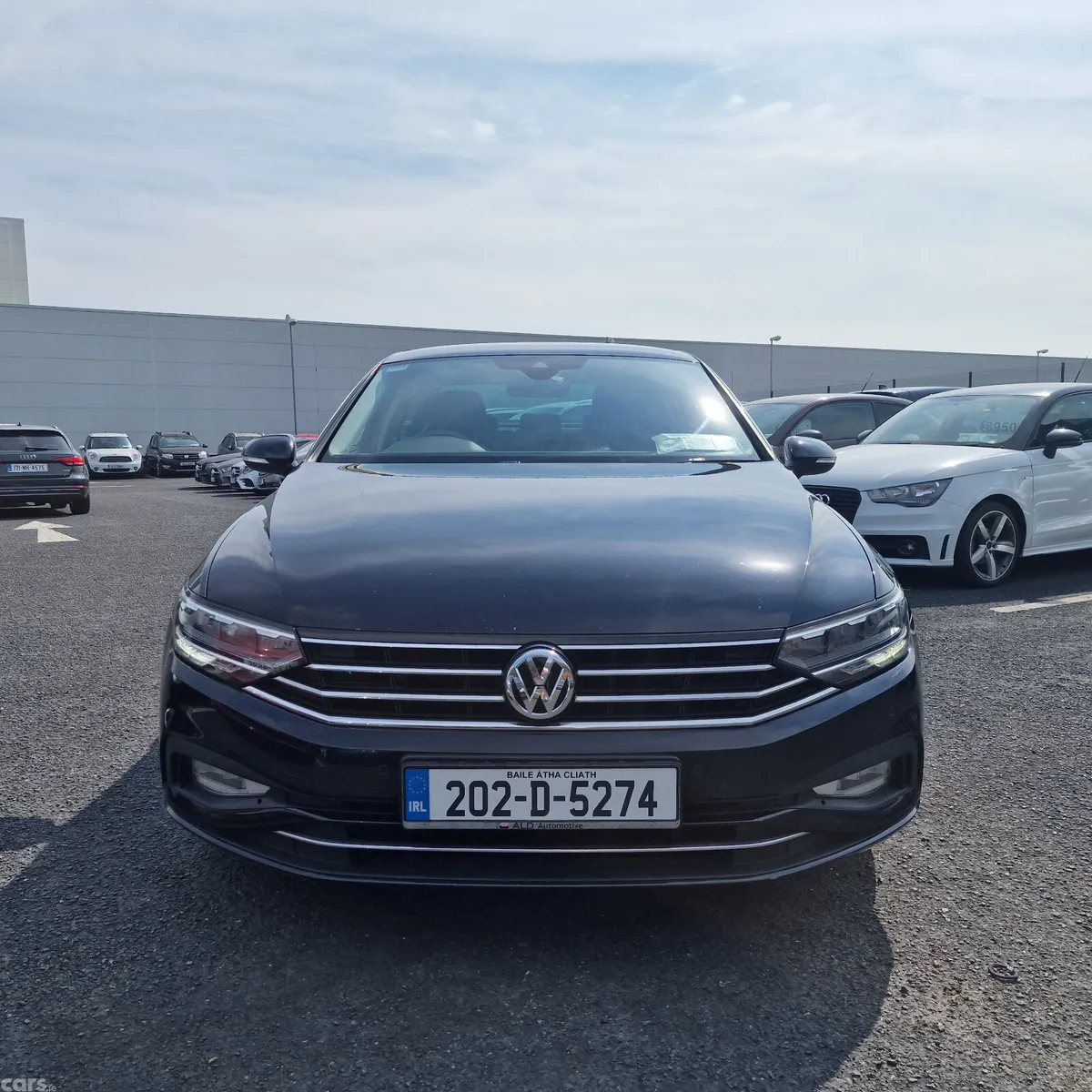 Volkswagen Passat Saloon, Diesel, 2020, Black
