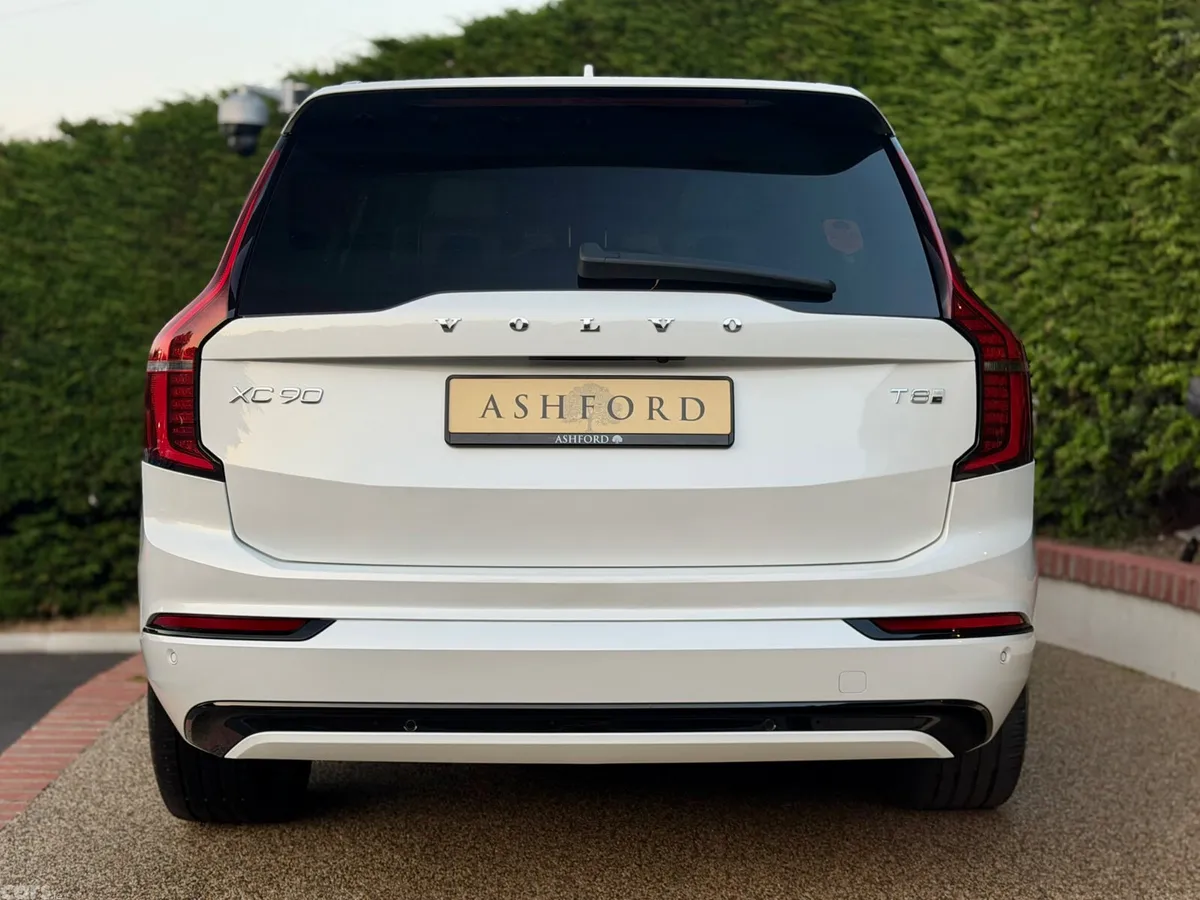 Volvo XC90 SUV, Petrol Plug-in Hybrid, 2025, White