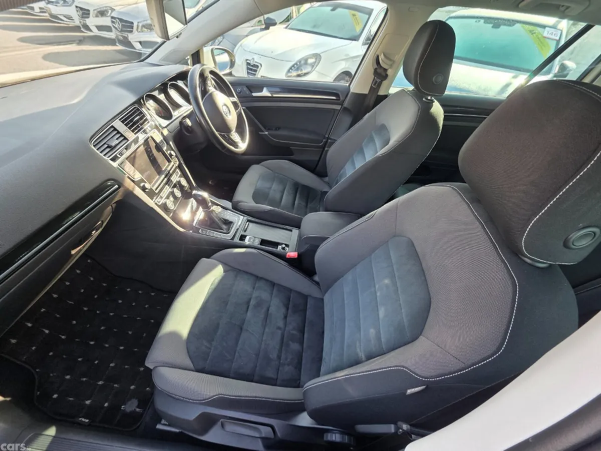 Volkswagen Golf Estate, Petrol, 2014, White