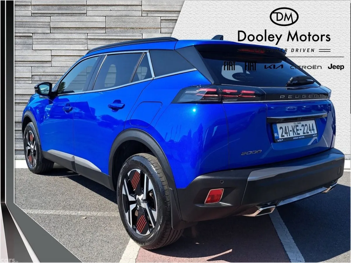 Peugeot 2008 MPV, Petrol, 2024, Blue