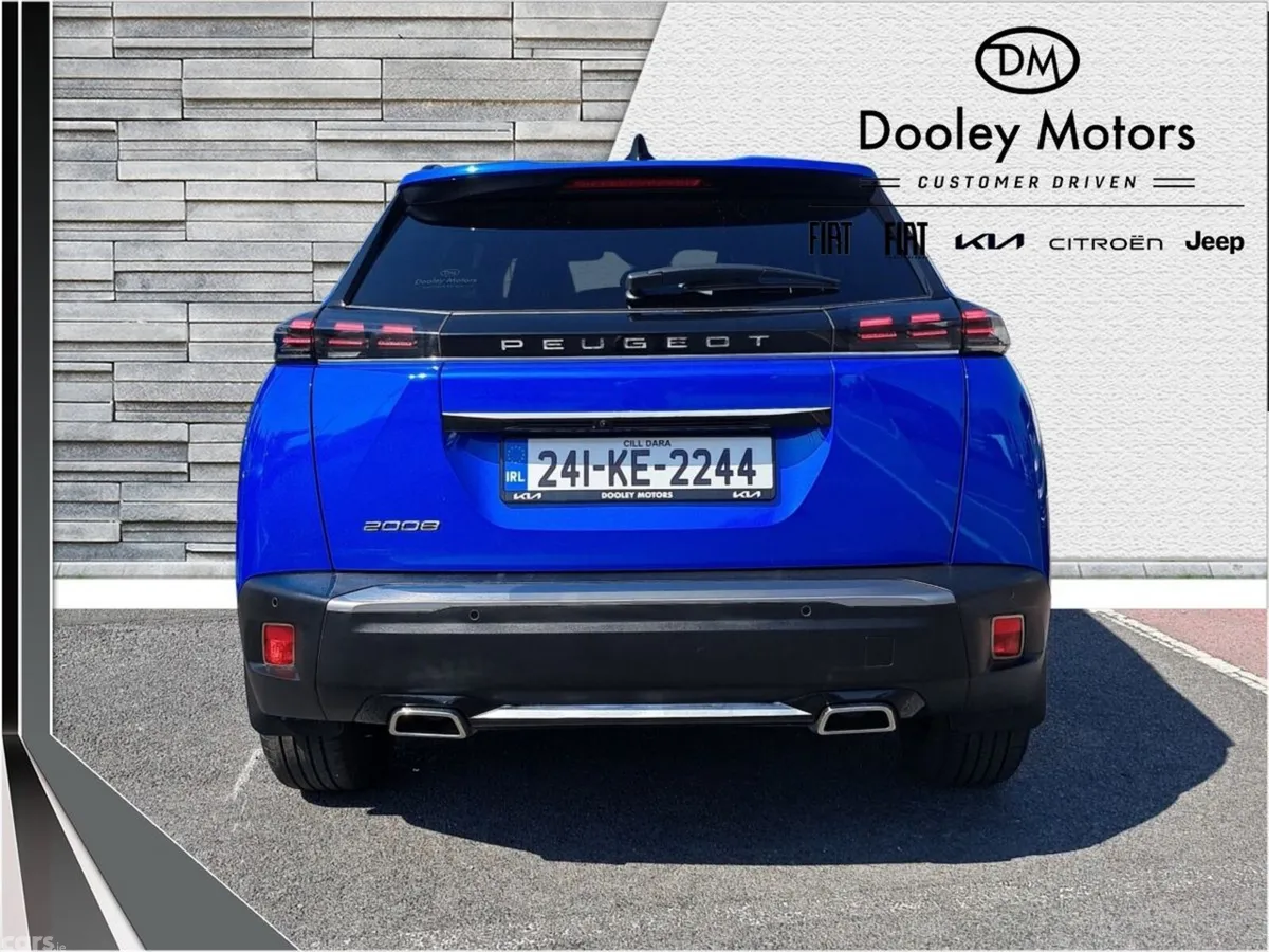 Peugeot 2008 MPV, Petrol, 2024, Blue