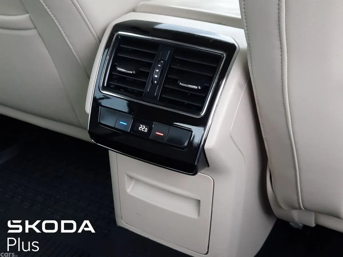 Skoda Superb Saloon, Diesel, 2024, Blue