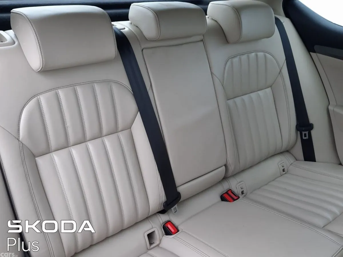 Skoda Superb Saloon, Diesel, 2024, Blue