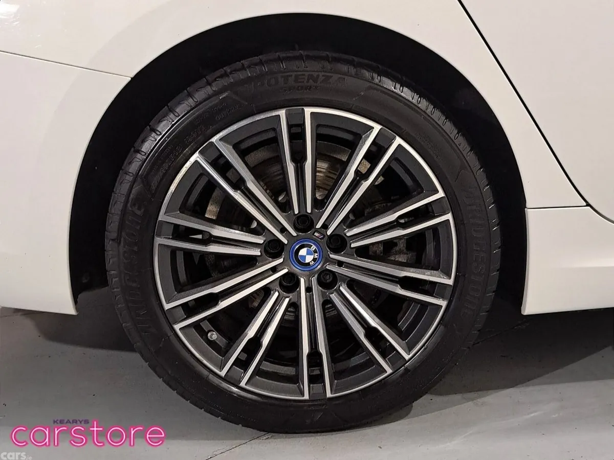 BMW 3-Series Saloon, Petrol Plug-in Hybrid, 2021, White