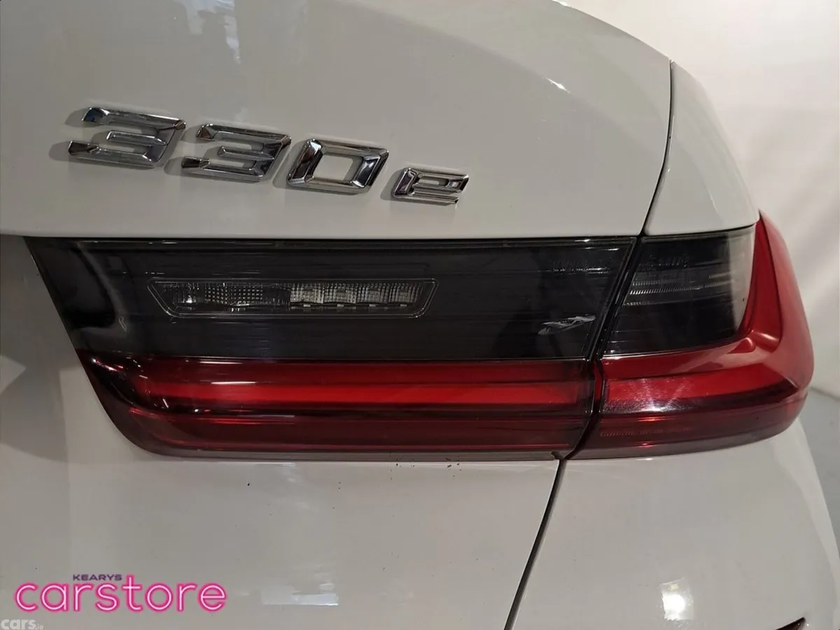 BMW 3-Series Saloon, Petrol Plug-in Hybrid, 2021, White