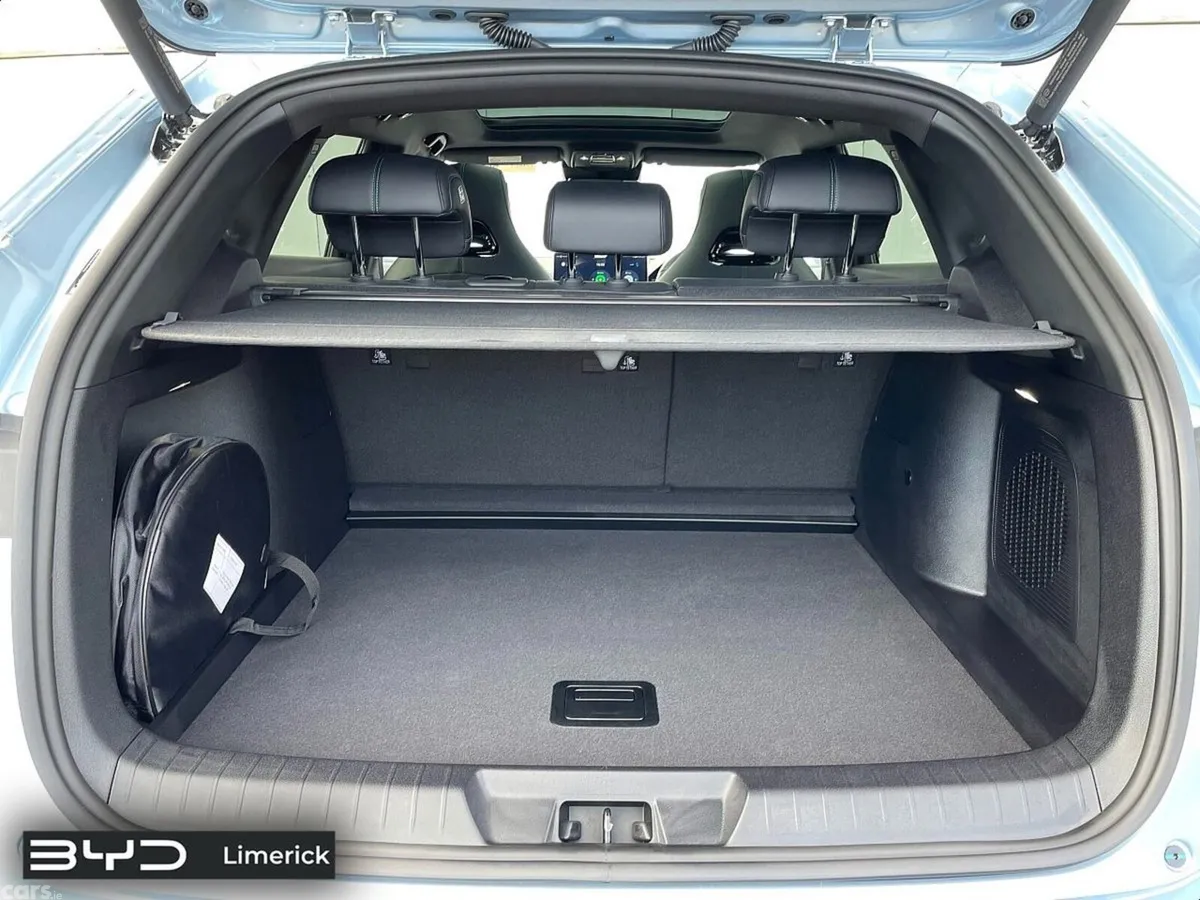 BYD SEAL U SUV, Petrol Plug-in Hybrid, 2026, Blue
