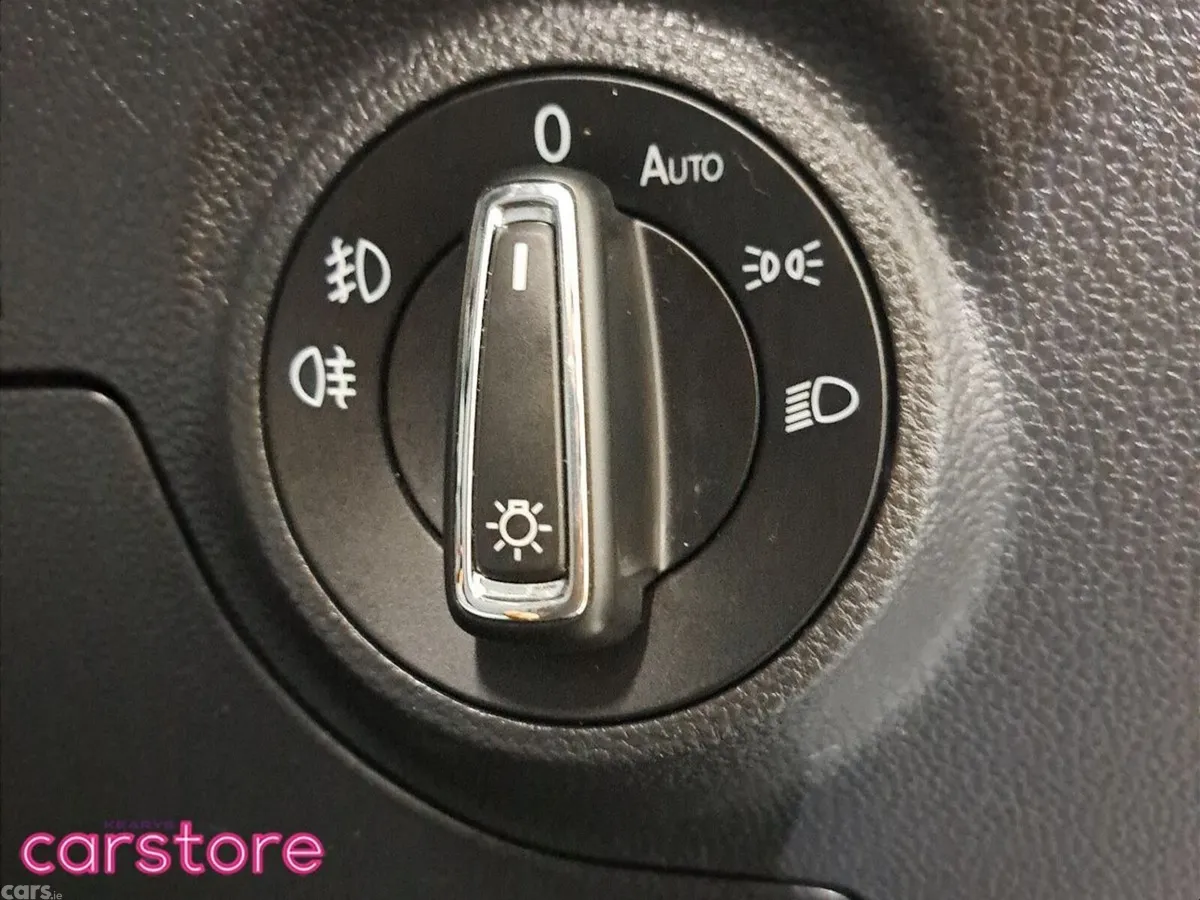 SEAT Arona SUV, Diesel, 2018, Grey