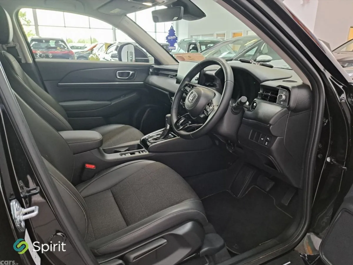 Honda HR-V SUV, Petrol Hybrid, 2025, Black