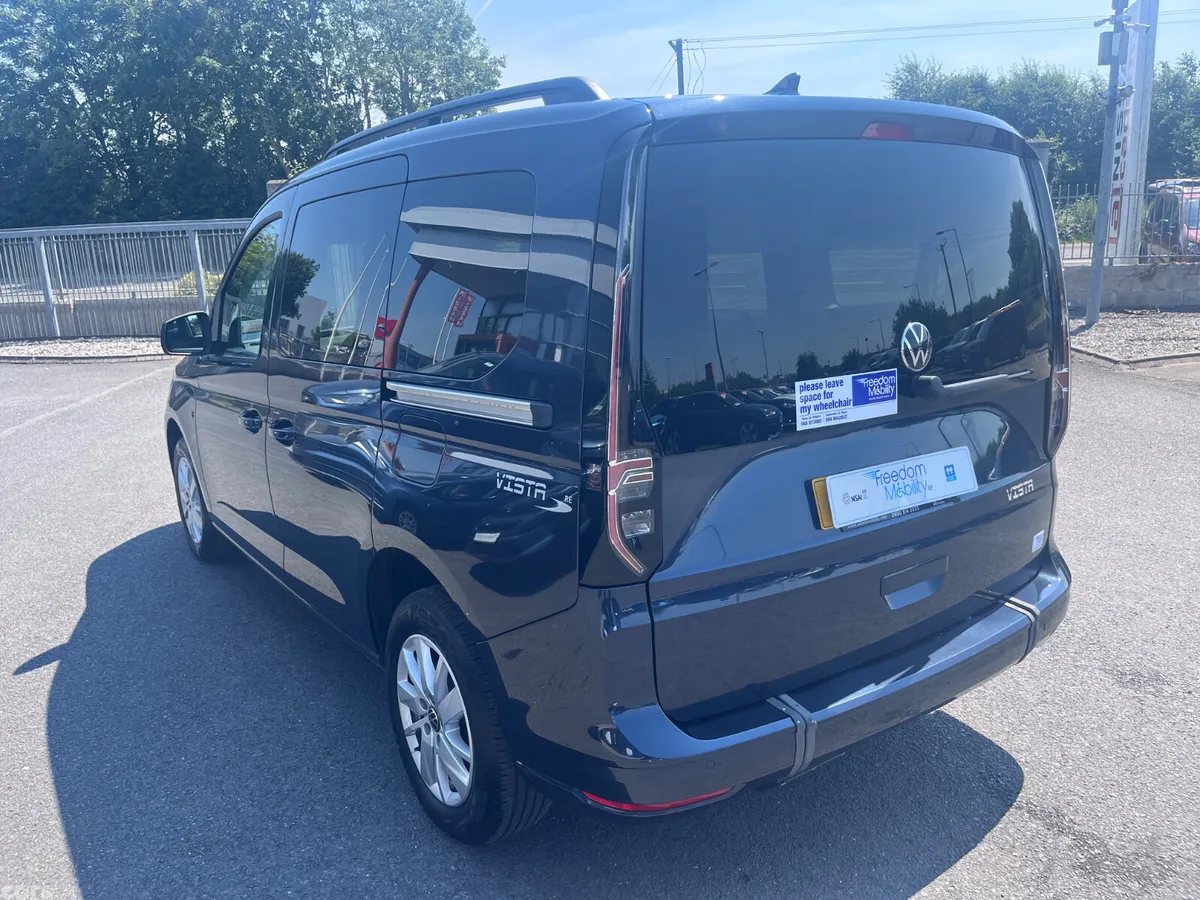 Volkswagen Caddy Maxi Life MPV, Diesel, 2024, Blue