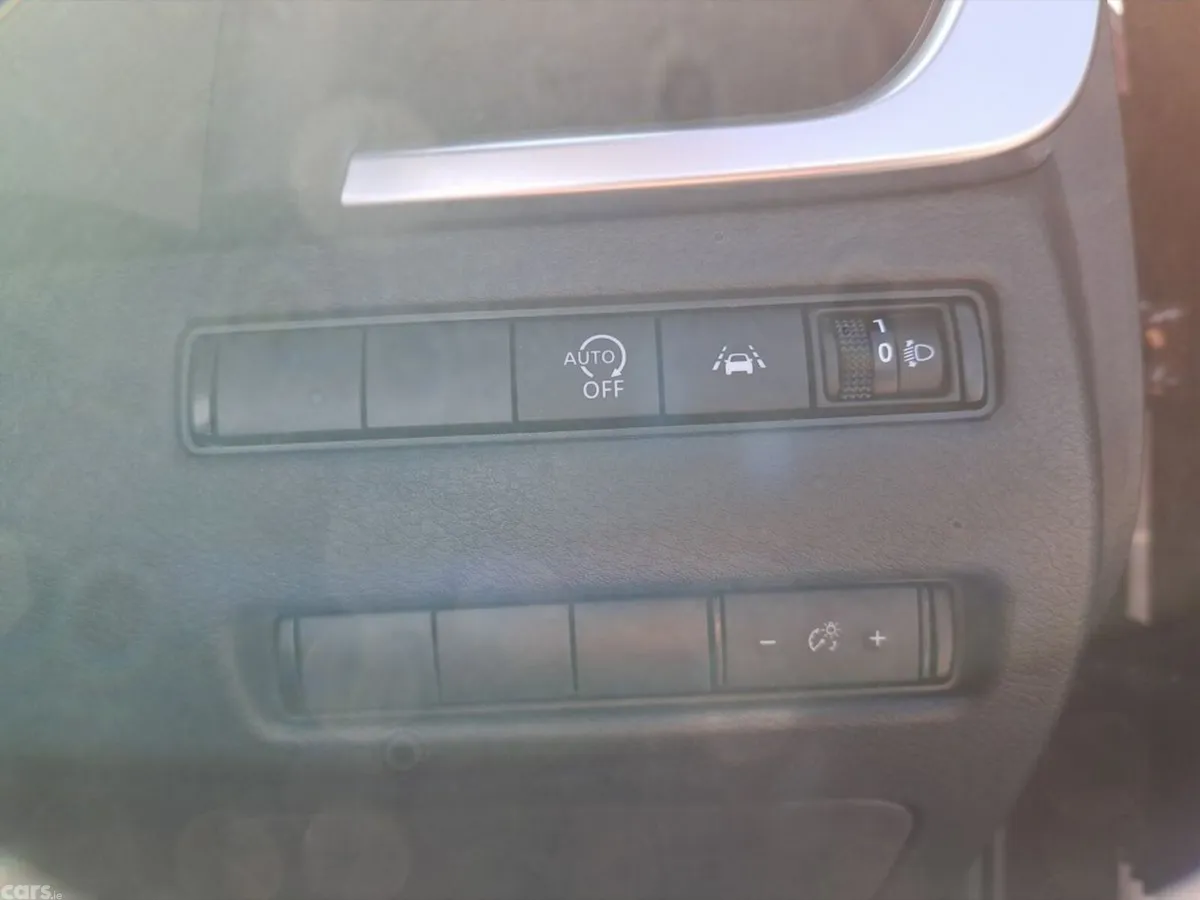 Nissan Qashqai SUV, Petrol, 2025, Red