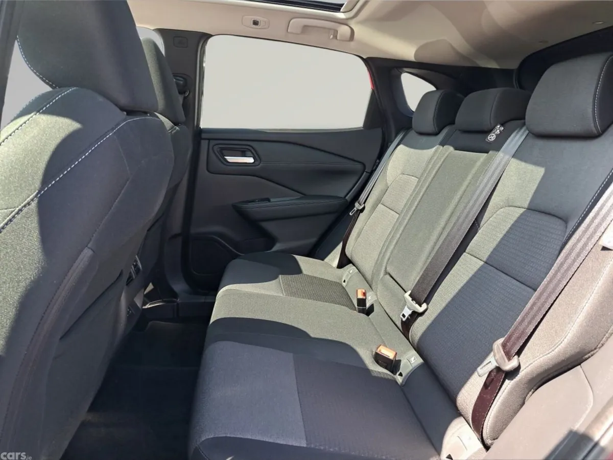 Nissan Qashqai SUV, Petrol, 2025, Red