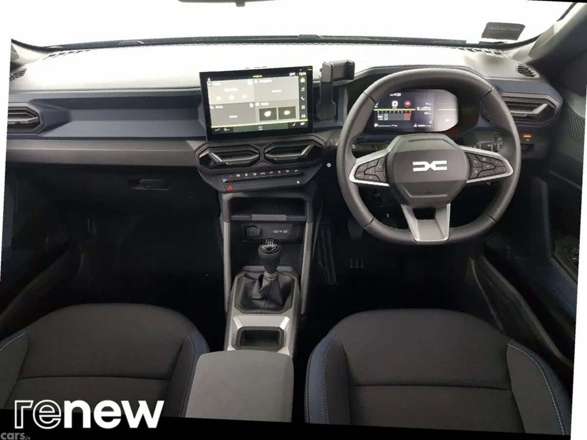 Dacia Duster SUV, Petrol Hybrid, 2026, Grey