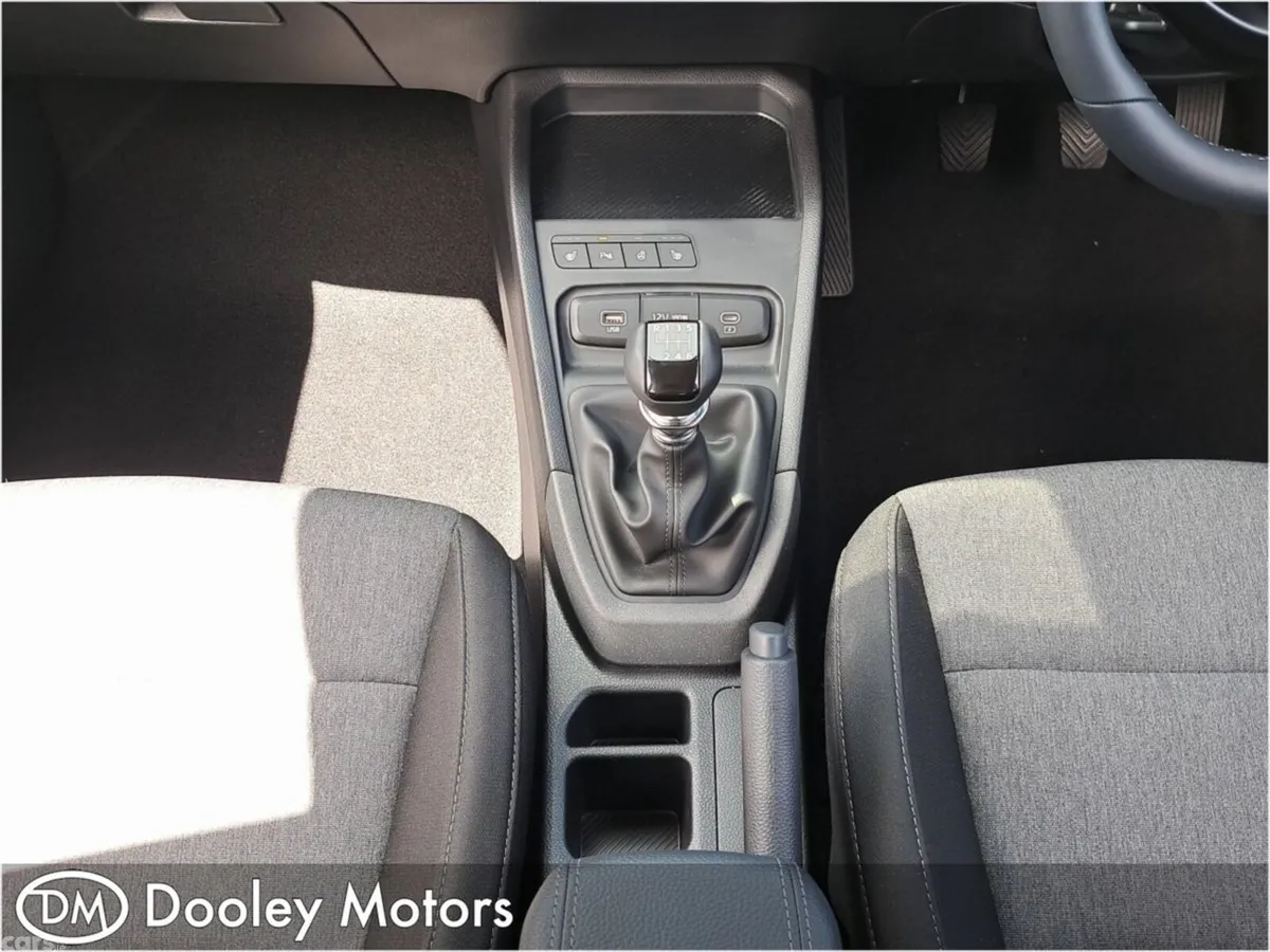 Kia Stonic Hatchback, Petrol, 2026, Red
