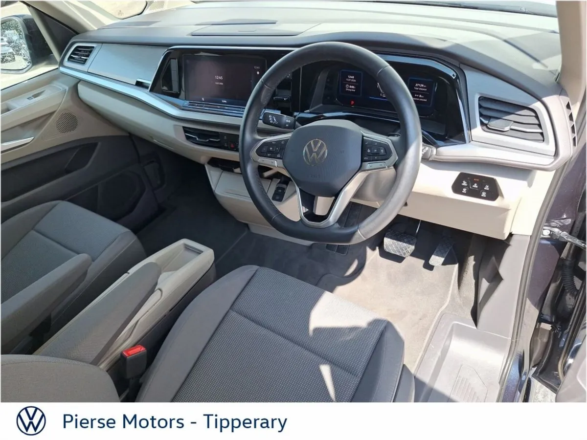 Volkswagen Multivan MPV, Petrol Plug-in Hybrid, 2025, Blue