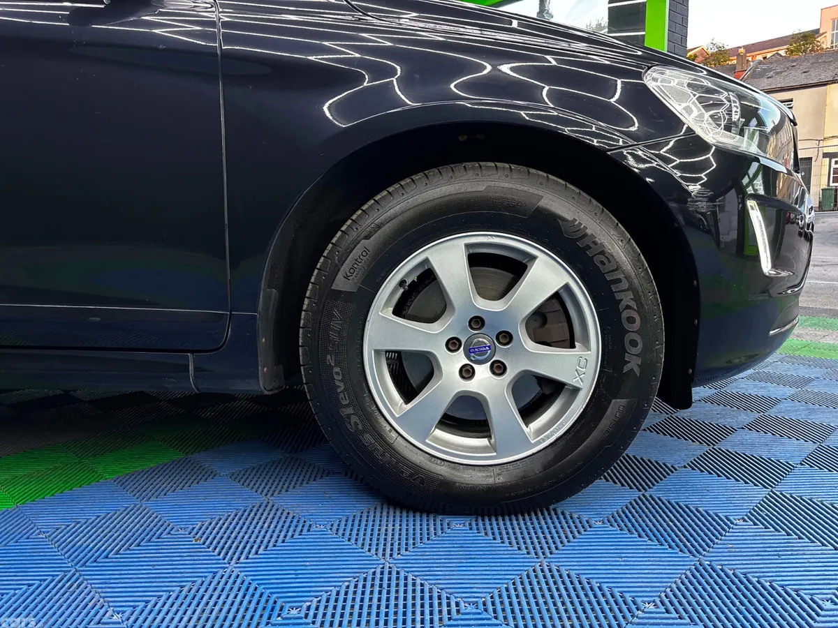 Volvo XC60 SUV, Diesel, 2015, Black