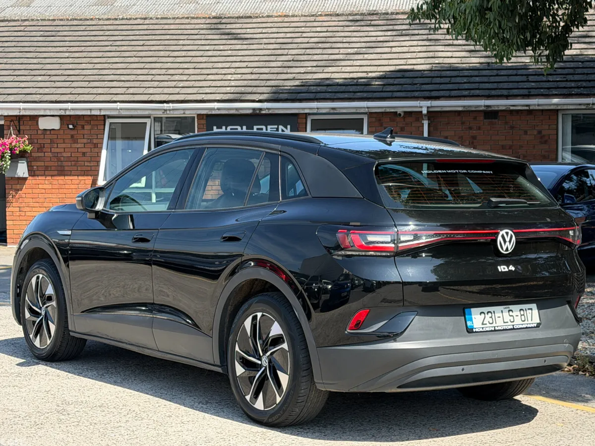 Volkswagen ID.4 SUV, Electric, 2023, Black