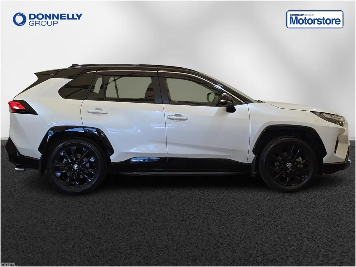 Toyota RAV4 Estate, Petrol Hybrid, 2023, White