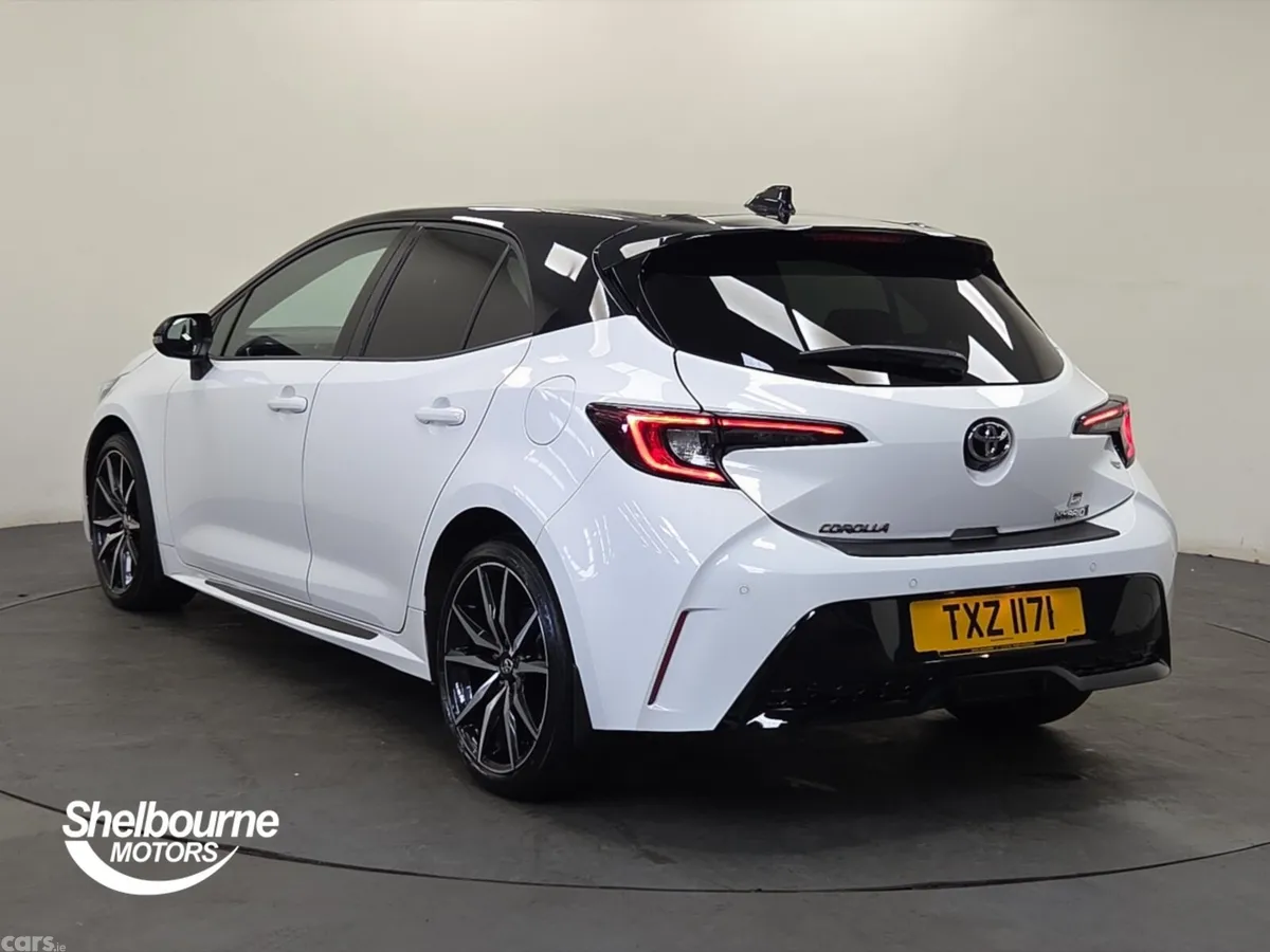 Toyota Corolla Hatchback, Petrol Hybrid, 2023, White