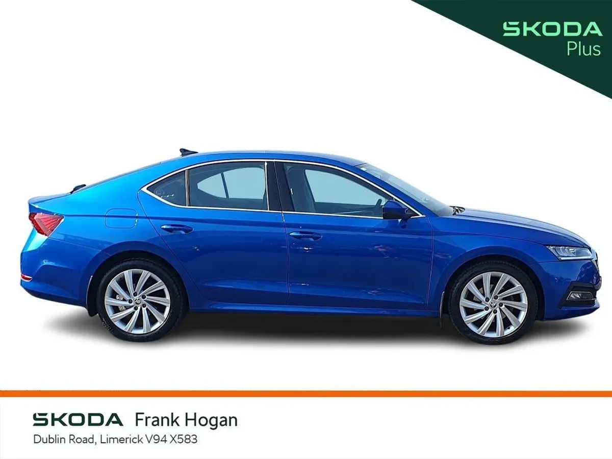 Skoda Octavia Saloon, Diesel, 2024, Blue